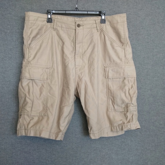 levis cargo shorts mens